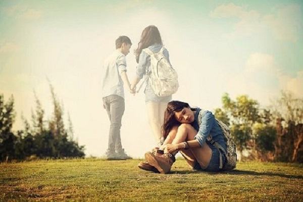 Mơ thấy người yêu có người thứ 3